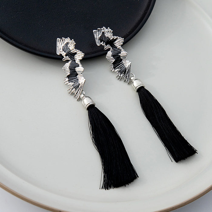 Vintage Luxury Rhinestone Wavy Alloy Drop Earrings With Black Long Tassel Bridal Statement Earrings