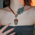 Vintage Pinecone Clasp Artificial Crystal Geometric Necklace With Rhinestone Light Luxury Design view 2