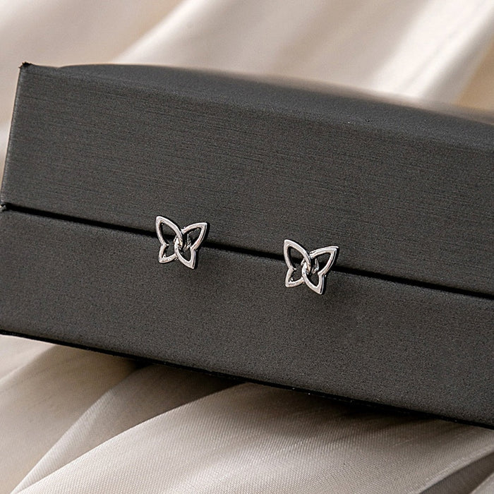 Elegant Mini Butterfly Alloy Stud Earrings For Women Simple Daily Commuter Student Jewelry Earrings