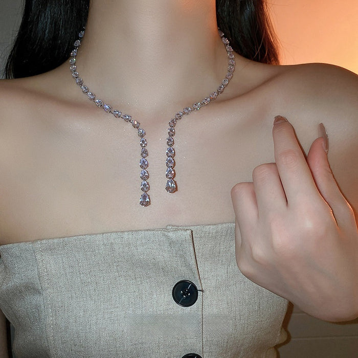 Light Luxury Copper Teardrop Zircon Adjustable Choker Necklace With Designer Water Drop Pendant