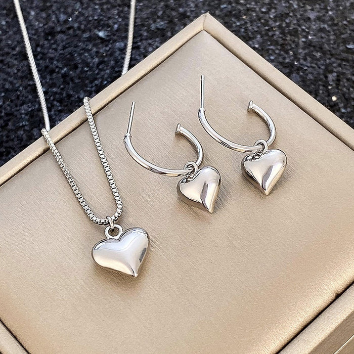 European American Vintage Heart Jewelry Set, Fresh Metallic Love Pendant Earrings And Necklace