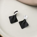 Elegant Vintage Wrinkled Alloy Studs With Black Geometric Diamond Irregular Dangle Earrings view 3