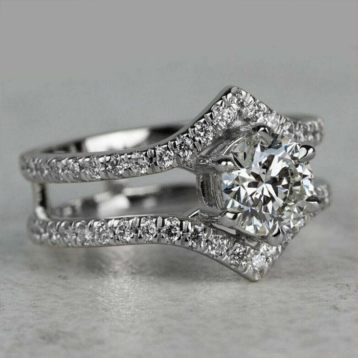 Sparkling Four Prong Princess Crown V Shape Two In One Ring Fashion Hand Jewelry