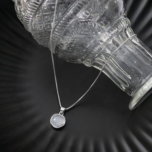 Minimalist Style White Chalcedony Round Pendant Necklace Light Luxury Versatile Collarbone Chain