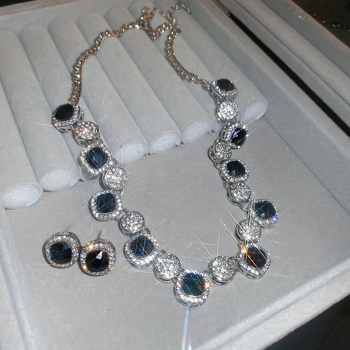 Alloy Rhinestone Geometric Square Stud Earrings And Necklace Jewelry Set Light Luxury Western Style