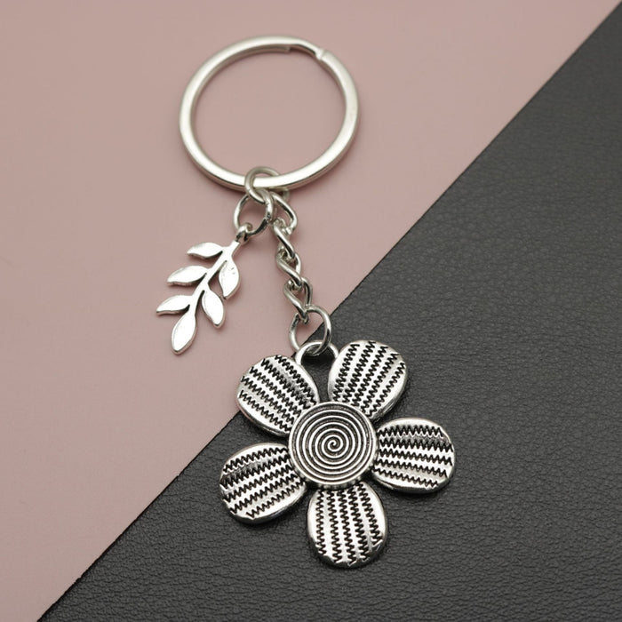 Metal Simple Flower Keychain For Bag Charm Gift