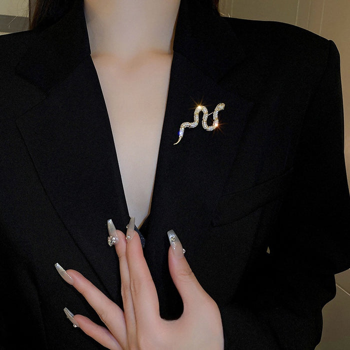 Real Gold Electroplated Zircon Snake Brooch, Light Luxury Animal Pin For Blazer Coat