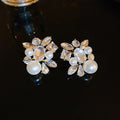 Alloy Rhinestone Oval Teardrop Pearl Stud Earrings Korean Chic Light Luxury Jewelry view 2