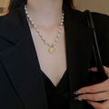 Gold Plated Faux Pearl Rhinestone Round Portrait Pendant Necklace French Vintage Clavicle Jewelry view 3