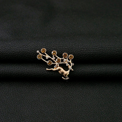 European American Christmas Reindeer Brooch With Rhinestones Luxury Clothing Accessory Pin