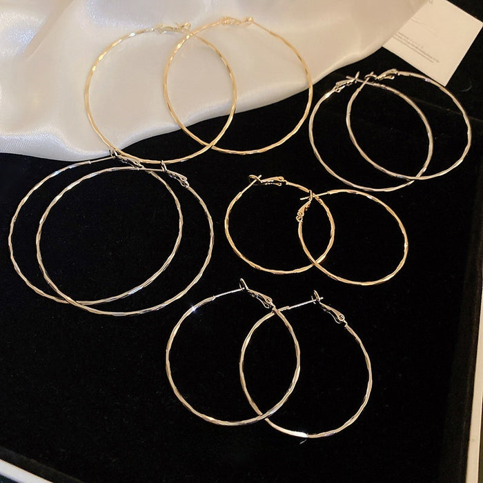 Shimmering Metal Round Hoop Earrings With Silver Posts, Minimalist European Style For Women