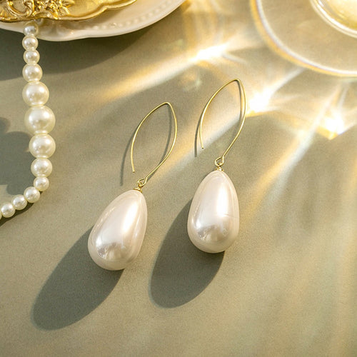 French Vintage Elegant Teardrop Pearl Long Hook Dangle Earrings For Women Minimalist Alloy Drop Earrings