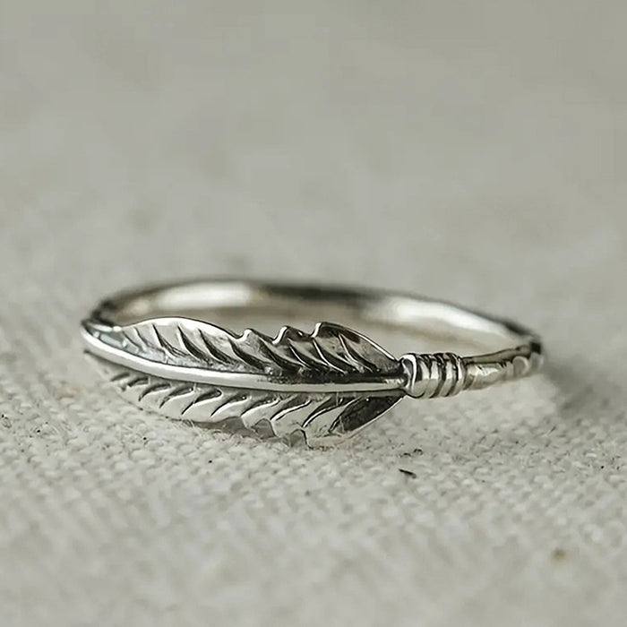 Vintage Feather Zircon Ring For Women, Antique Finish Light Luxury Engagement Jewelry