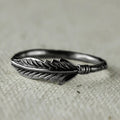 Vintage Feather Zircon Ring For Women, Antique Finish Light Luxury Engagement Jewelry view 2