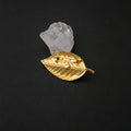 Korean Retro Minimalist Leaf Brooch With Pearl Niche Elegant Clothing Accessory view 4