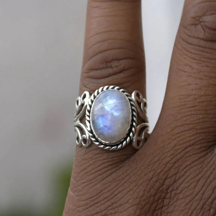 Vintage Fashion Unisex Imitation Moonstone Ring European New Style Jewelry