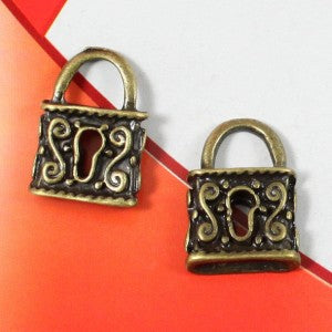 23x17mm Double-Sided 3D Lock Alloy Charm Pendant
