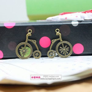 Bicycle Alloy Charm Pendant 32x27mm