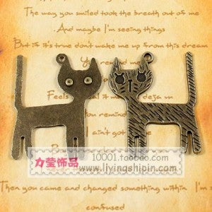 Cute Alloy Cat Charm Pendant 33x26mm