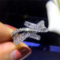Sparkling Swing Arm Line Wedding Ring For Women, Fashion Bridal Ceremony Finger Jewelry view 2