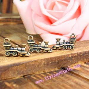 18x13mm Double-Sided 3D Train Alloy Charm Pendant
