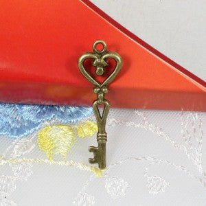 Vintage Double-Sided Key Alloy Charm Pendant 42x14mm