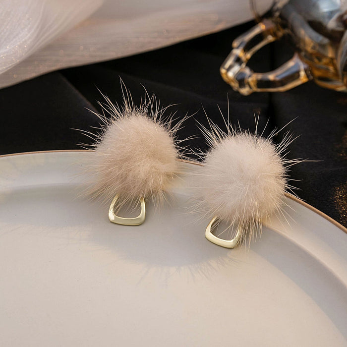 Elegant Winter Mink Fur Pom Pom Alloy Hoop Drop Earrings, Minimalist Plush Ball Statement Earrings