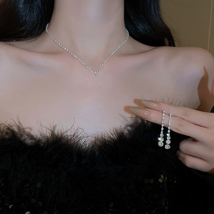 Irregular Rhinestone Tassel Pendant Copper Necklace For Women Elegant Light Luxury Dress Jewelry