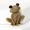 Metal Alloy Rhinestone 3D Sitting Frog Brooch Pin For Apparel view 5