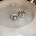 French Light Luxury Faux Pearl Oval Geometric Ring For Women New Chinese Commuter Style view 2