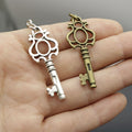 Metal Key Shaped Keychain Key Ring Gift view 4