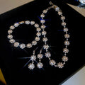 Light Luxury Copper Rhinestone Jewelry Set Sparkling Round Pendant Collarbone Necklace For Women view 1