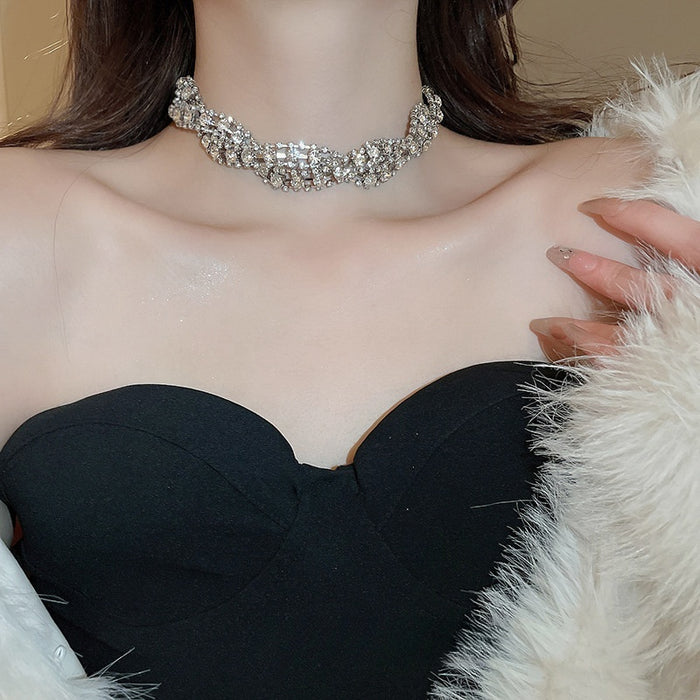 Copper Rhinestone Twisted Braid Choker Necklace With Geometric Circle Design