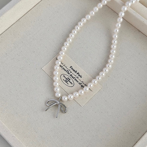 Minimalist Faux Pearl Bow Beaded Clavicle Necklace Elegant Designer Style Jewelry