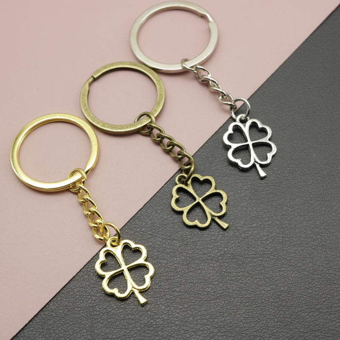 Zinc Alloy Four Leaf Clover Keychain For Lucky Gift – Antique Copper
