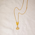 Elegant Versatile Ginkgo Leaf Necklace, Luxury Niche Rhinestone Collarbone Chain Accessory view 2