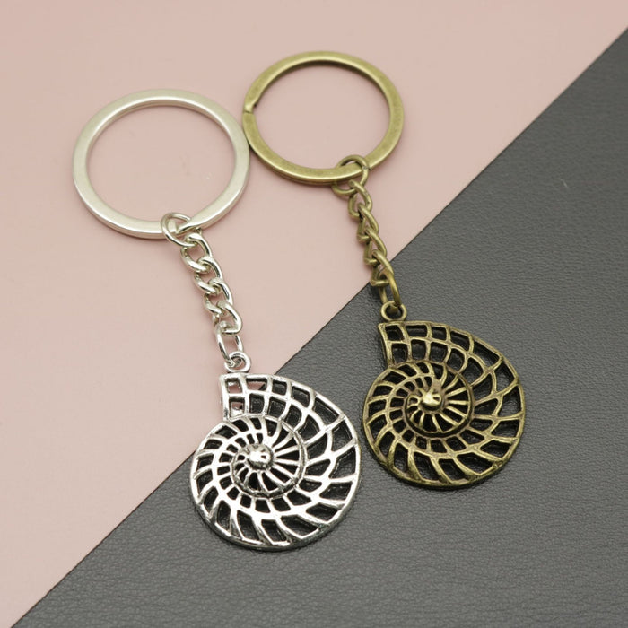Metal Minimalist Shell Conch Keychain Beach Bag Charm Gift