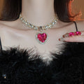 Alloy Geometric Rhinestone Heart Necklace And Earrings Jewelry Set, European American Light Luxury Style view 3