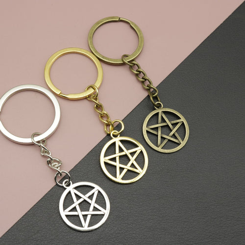 Metal Five Point Star Keychain Bag Charm for Keys and Gifts