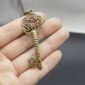 Metal Hollow Floral Keychain Key Ring Bag Charm Gift view 3