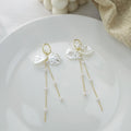 Elegant Korean White Shell Petal Pearl Alloy Chain Tassel Long Drop Clip-On Women's Earrings view 4