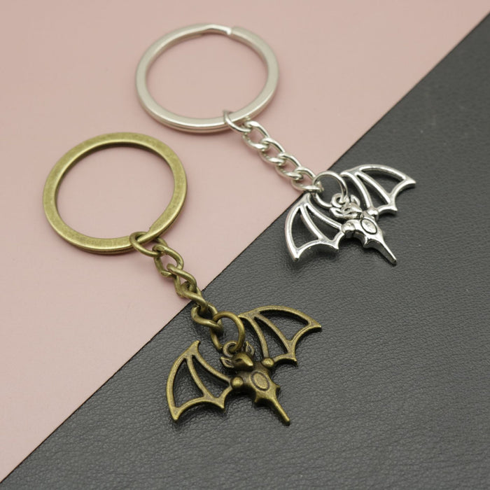 Zinc Alloy Simple Bat Keychain Halloween Bag Charm