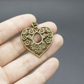 Metal Flower Heart Keychain For Bag Charm Gift view 3