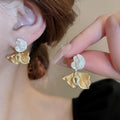 Alloy French Vintage Wrinkled Flower Pearl Stud Earrings For Women Light Luxury Jewelry view 1