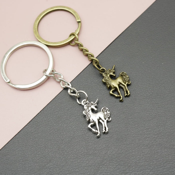 Zinc Alloy Minimalist Horse Keychain Bag Charm Gift – Antique Copper