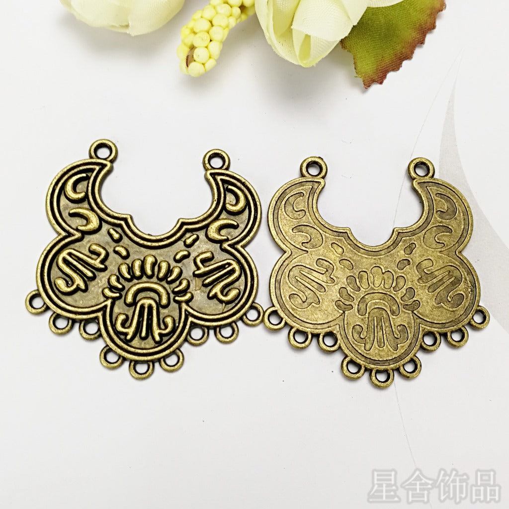 38x39mm Vintage Ethnic Multi-Hole Double Loop Alloy Charm Pendant