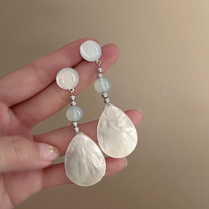 New Chinese Style Resin Teardrop Drop Earrings With Silver Needle Minimalist Round Design