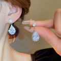 Light Luxury Copper Zircon Teardrop Pendant Necklace Jewelry Set For Women view 3