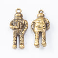 Zinc Alloy Astronaut Charm Pendant No.875603 for DIY Necklace Bracelet Jewelry Making view 3