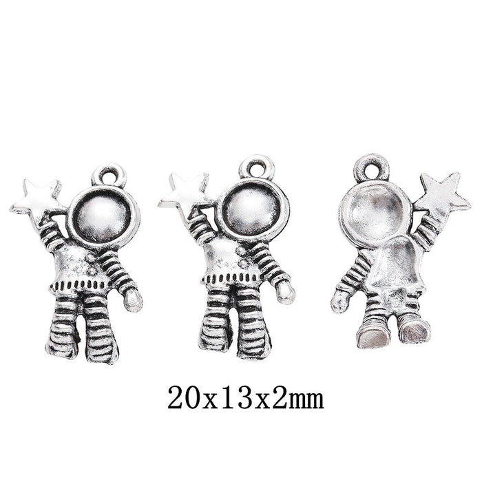 Vintage Zinc Alloy Astronaut Figure Charm Pendant For DIY Necklace Bracelet Jewelry Making